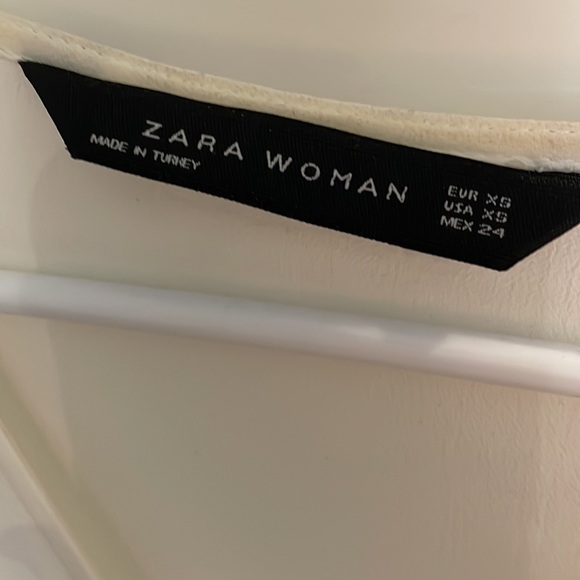 Zara Woman White Layered Tunic - Picture 3 of 3